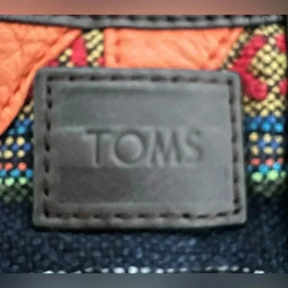 Toms bucket bag